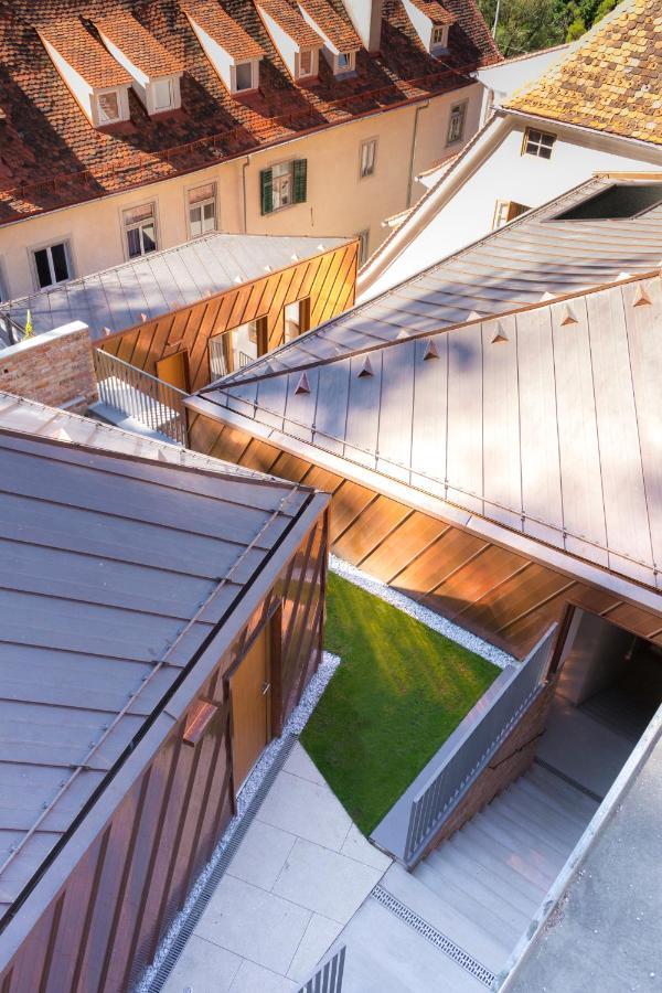 Kai 36 - Hotel Zwischen Fels Und Fluss Graz Dış mekan fotoğraf Copper roofing