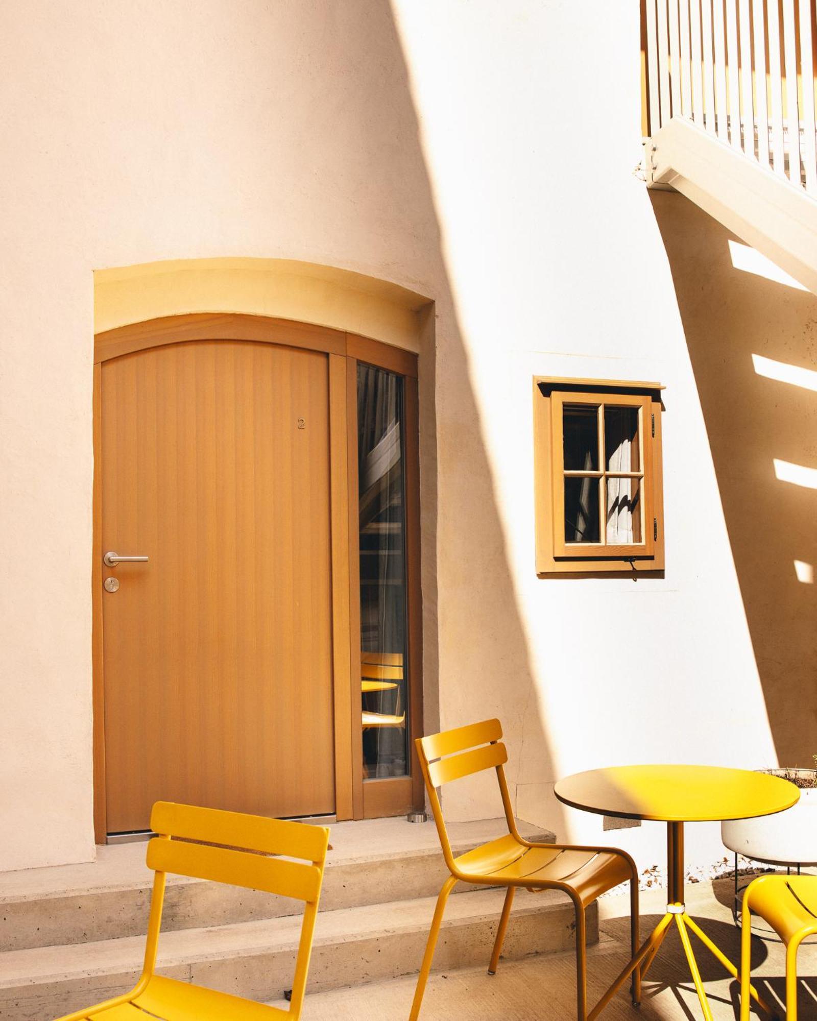 Kai 36 - Hotel Zwischen Fels Und Fluss Graz Dış mekan fotoğraf A door